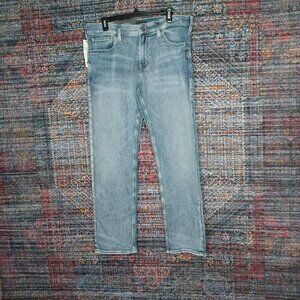 Silver Jeans mens medium wash distressed Eddie relaxed fit tapered 32x30 NWT